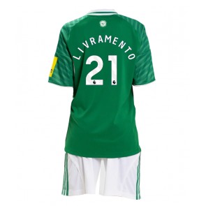 Newcastle United Tino Livramento #21 Udebanetrøje Børn 2025-26 Kortærmet (+ Korte bukser)